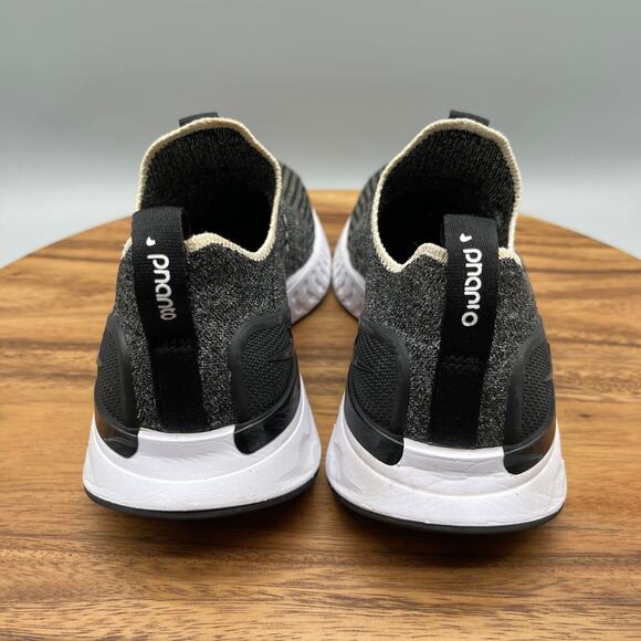 Nike React Phantom Run Flyknit 2 Shoes Womens Size 9 Oreo Running Comfort Gym - Picture 4 of 8